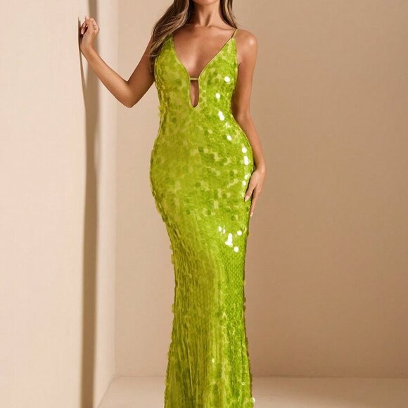 Green Party Women's Deep V-Neck Hollow Lace-Up Slim Fit Luxury Sequin Dress - Picture 4 of 7